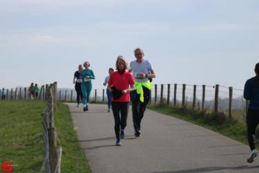 [Activiteiten en Festiviteiten] :: Riwal Halve Marathon 10km (34)