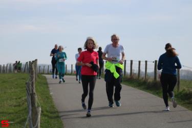 [Activiteiten en Festiviteiten] :: Riwal Halve Marathon 10km (35)