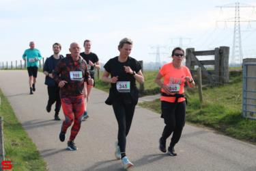 [Activiteiten en Festiviteiten] :: Riwal Halve Marathon 10km (37)