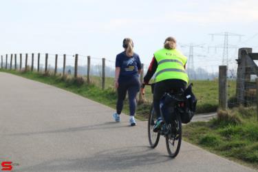 [Activiteiten en Festiviteiten] :: Riwal Halve Marathon 10km (30)