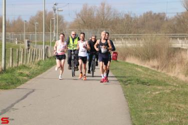 [Activiteiten en Festiviteiten] :: Riwal Halve Marathon hm (43)