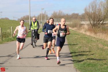 [Activiteiten en Festiviteiten] :: Riwal Halve Marathon hm (45)