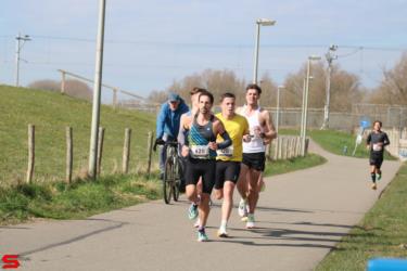 [Activiteiten en Festiviteiten] :: Riwal Halve Marathon hm (41)