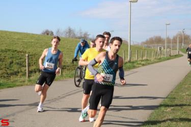 [Activiteiten en Festiviteiten] :: Riwal Halve Marathon hm (43)