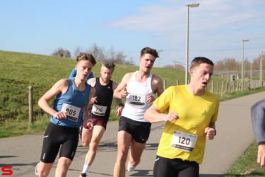 [Activiteiten en Festiviteiten] :: Riwal Halve Marathon hm (44)