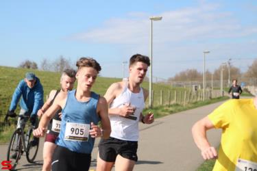 [Activiteiten en Festiviteiten] :: Riwal Halve Marathon hm (45)