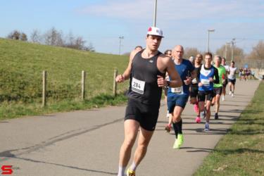 [Activiteiten en Festiviteiten] :: Riwal Halve Marathon hm (51)