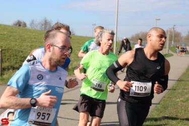 [Activiteiten en Festiviteiten] :: Riwal Halve Marathon hm (42)