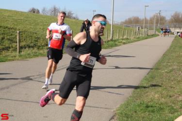 [Activiteiten en Festiviteiten] :: Riwal Halve Marathon hm (44)