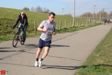 [Activiteiten en Festiviteiten] :: Riwal Halve Marathon hm (46)