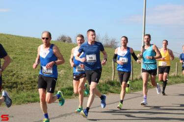[Activiteiten en Festiviteiten] :: Riwal Halve Marathon hm (39)