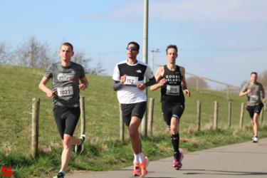 [Activiteiten en Festiviteiten] :: Riwal Halve Marathon hm (40)