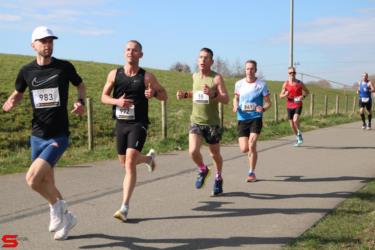 [Activiteiten en Festiviteiten] :: Riwal Halve Marathon hm (46)
