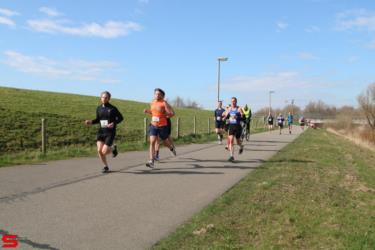 [Activiteiten en Festiviteiten] :: Riwal Halve Marathon hm (37)