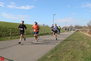 [Activiteiten en Festiviteiten] :: Riwal Halve Marathon hm (38)