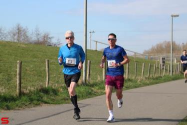 [Activiteiten en Festiviteiten] :: Riwal Halve Marathon hm (42)