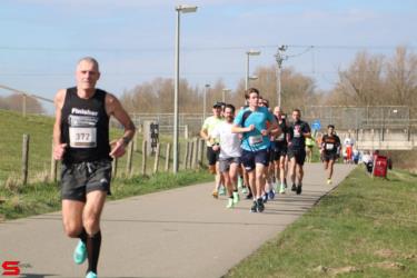 [Activiteiten en Festiviteiten] :: Riwal Halve Marathon hm (47)