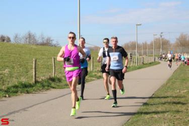 [Activiteiten en Festiviteiten] :: Riwal Halve Marathon hm (47)