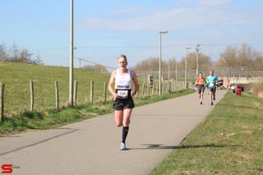 [Activiteiten en Festiviteiten] :: Riwal Halve Marathon hm (39)