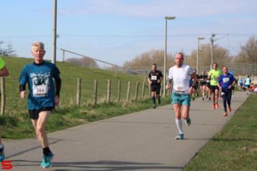 [Activiteiten en Festiviteiten] :: Riwal Halve Marathon hm (44)
