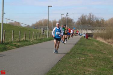 [Activiteiten en Festiviteiten] :: Riwal Halve Marathon hm (44)
