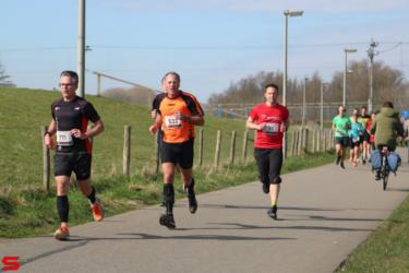 [Activiteiten en Festiviteiten] :: Riwal Halve Marathon hm (40)