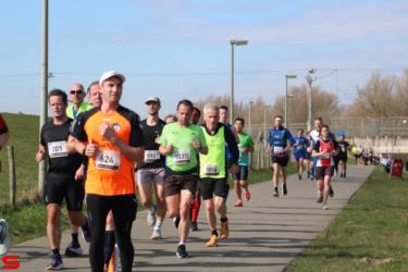 [Activiteiten en Festiviteiten] :: Riwal Halve Marathon hm (45)