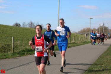 [Activiteiten en Festiviteiten] :: Riwal Halve Marathon hm (38)