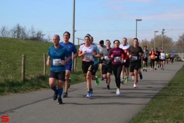 [Activiteiten en Festiviteiten] :: Riwal Halve Marathon hm (41)