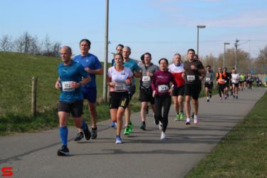 [Activiteiten en Festiviteiten] :: Riwal Halve Marathon hm (42)