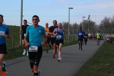 [Activiteiten en Festiviteiten] :: Riwal Halve Marathon hm (40)