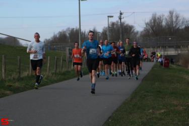 [Activiteiten en Festiviteiten] :: Riwal Halve Marathon hm (45)