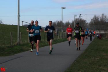 [Activiteiten en Festiviteiten] :: Riwal Halve Marathon hm (37)