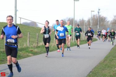 [Activiteiten en Festiviteiten] :: Riwal Halve Marathon hm (46)