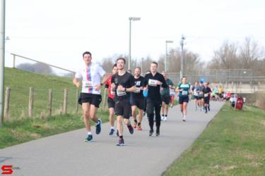 [Activiteiten en Festiviteiten] :: Riwal Halve Marathon hm (38)