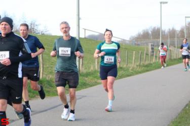 [Activiteiten en Festiviteiten] :: Riwal Halve Marathon hm (42)