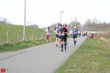 [Activiteiten en Festiviteiten] :: Riwal Halve Marathon hm (46)
