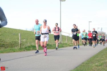 [Activiteiten en Festiviteiten] :: Riwal Halve Marathon hm (51)