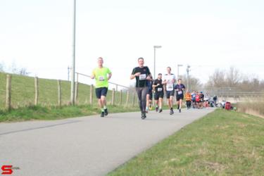 [Activiteiten en Festiviteiten] :: Riwal Halve Marathon hm (44)