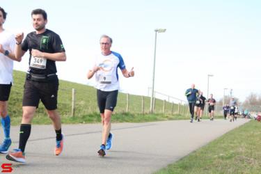 [Activiteiten en Festiviteiten] :: Riwal Halve Marathon hm (41)