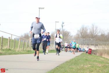 [Activiteiten en Festiviteiten] :: Riwal Halve Marathon hm (44)