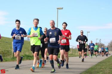 [Activiteiten en Festiviteiten] :: Riwal Halve Marathon hm (51)