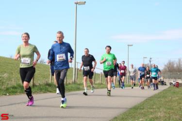 [Activiteiten en Festiviteiten] :: Riwal Halve Marathon hm (42)