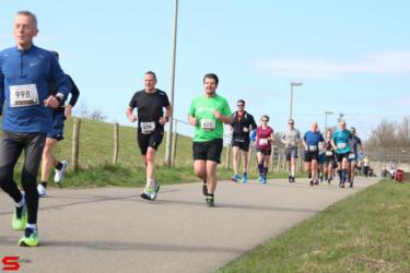 [Activiteiten en Festiviteiten] :: Riwal Halve Marathon hm (43)