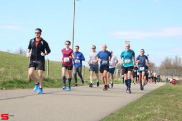 [Activiteiten en Festiviteiten] :: Riwal Halve Marathon hm (49)
