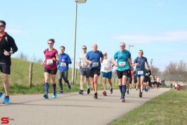 [Activiteiten en Festiviteiten] :: Riwal Halve Marathon hm (50)