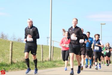 [Activiteiten en Festiviteiten] :: Riwal Halve Marathon hm (42)