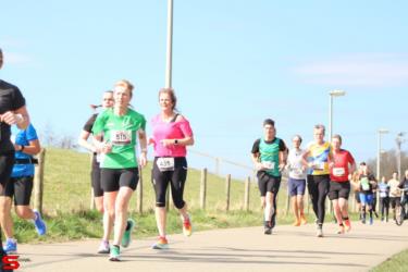 [Activiteiten en Festiviteiten] :: Riwal Halve Marathon hm (37)