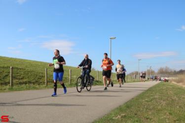 [Activiteiten en Festiviteiten] :: Riwal Halve Marathon hm (48)