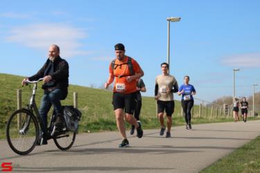[Activiteiten en Festiviteiten] :: Riwal Halve Marathon hm (49)
